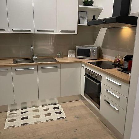 サン・ラッザロ・ディ・サーヴェナHouse Rodriguezアパートメント エクステリア 写真